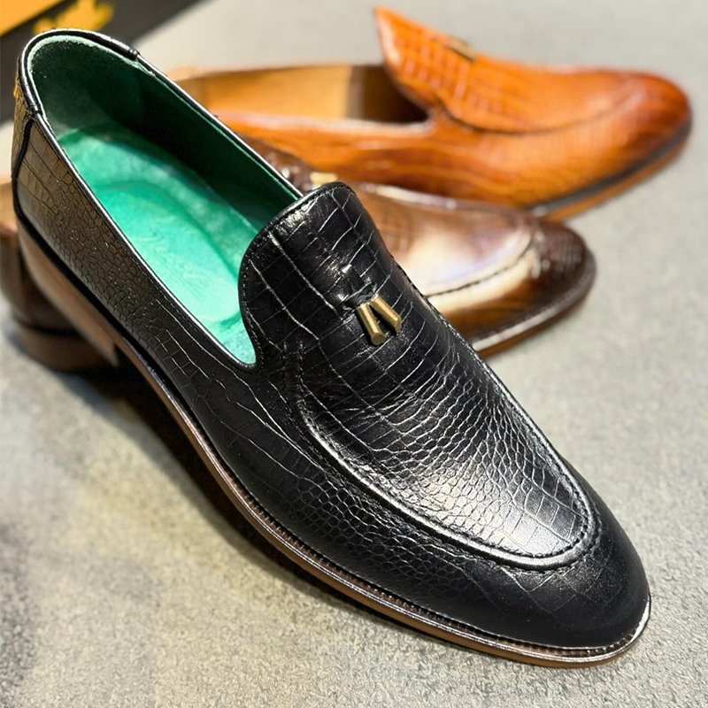 Men Formal Wear Brands - 男性ファッショナブルなフォーマルローファー男性イタリアカジュアル快適な通気性のあるブランドフリンジシューズビジネスソーシャルシューズサイズ 39-46