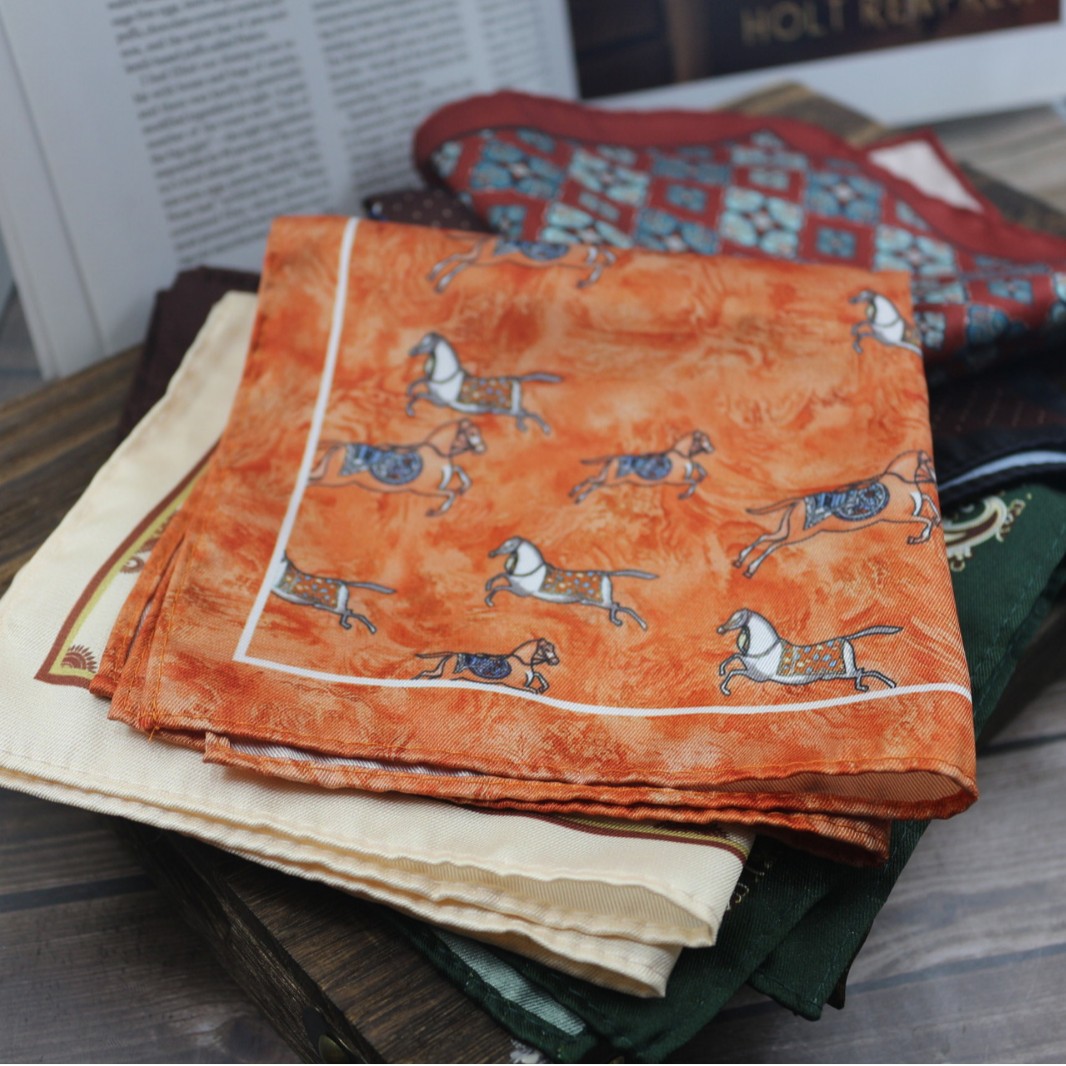 ヴィンテージプリントポケットチーフ メンズフォーマルスーツ、 - Men Formal Wear With Scarf のレビューと価格